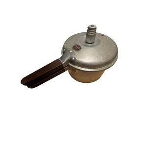 Vintage 4 Quart Presto Model 60 Pressure Cooker Cooking Rack